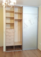 Тут натяжной потолок